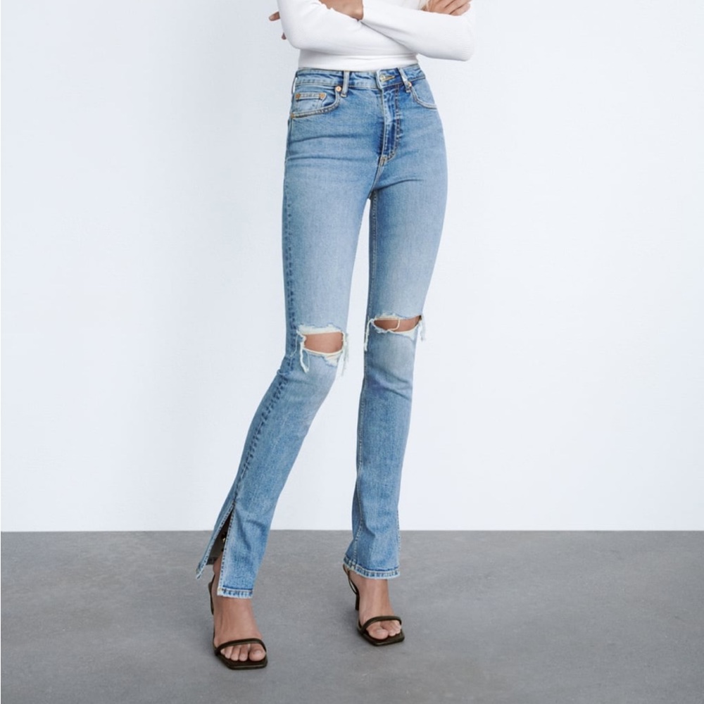 Zara Jeans! Ankle slit, ripped knees skinny Jean.